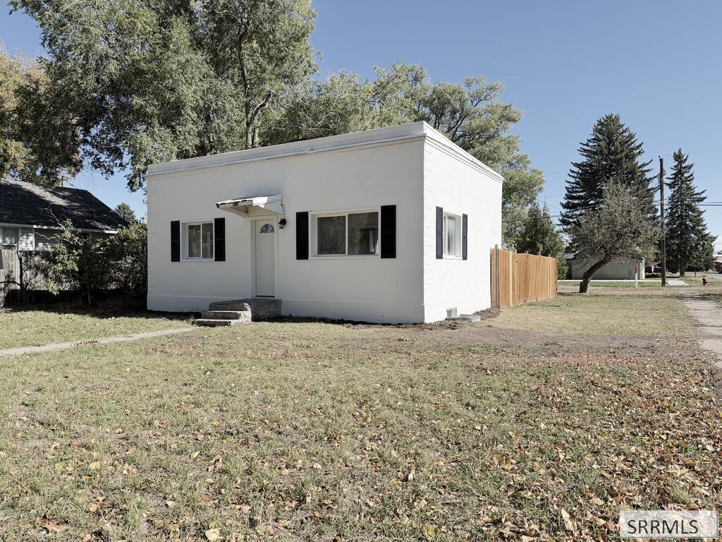 MLS #2189834 image #0