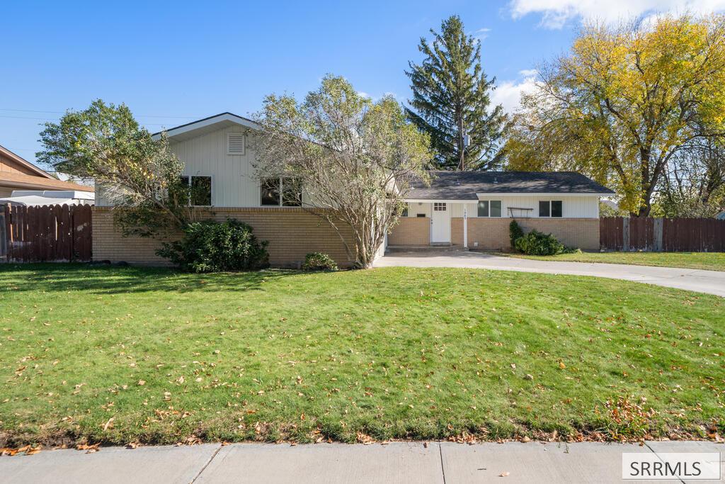MLS #2189912 image #0