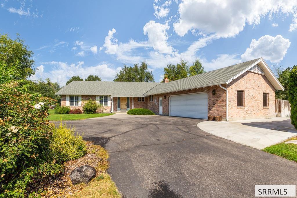 MLS #2189956 image #0