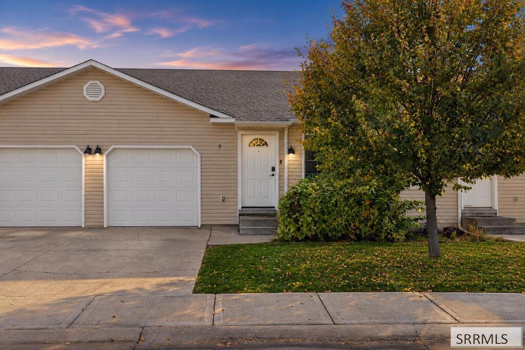 MLS #2189996 image #0