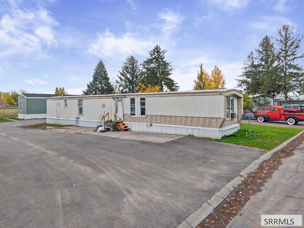 MLS #2190074 image #0